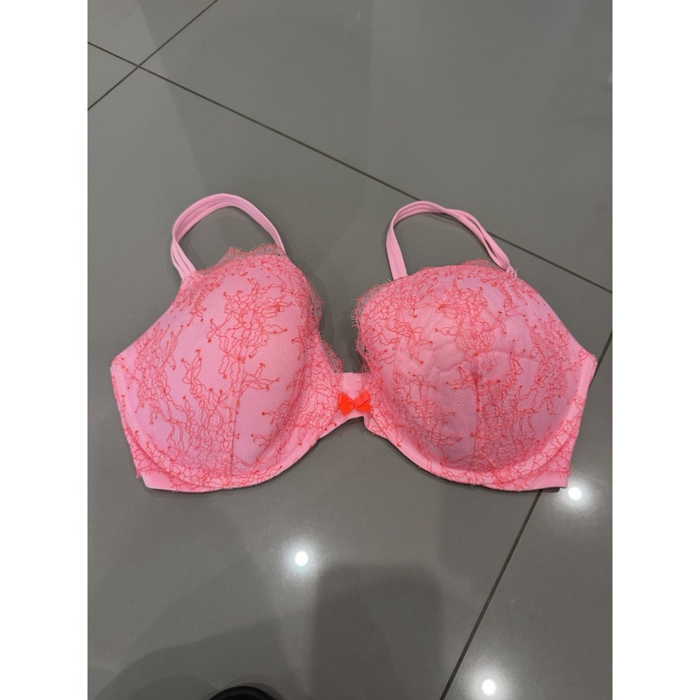 Victoria's Secret Pink Lined Push Up Bra 38DDD Floral Lace Jeweled